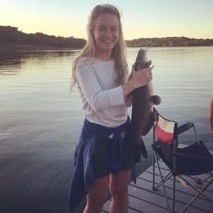 Meet your Posher, Laura